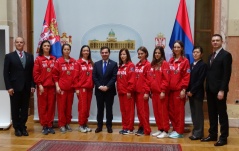 5 April 2016 National Assembly Deputy Speaker Prof. Dr Vladimir Marinkovic and the delegation of Serbia’s women’s national kendo team 